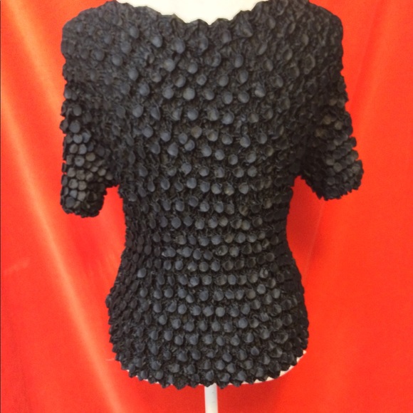 Zashi Puckered Top Short sleeve cropped o/s black - Picture 6 of 6